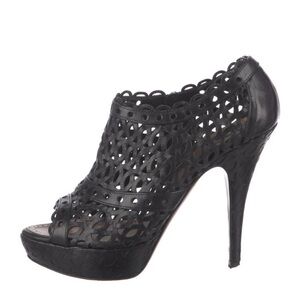 ALAÏA Black Leather Laser-Cut Platform Heels | IT 37.5 (US 7.5) | Sculptural